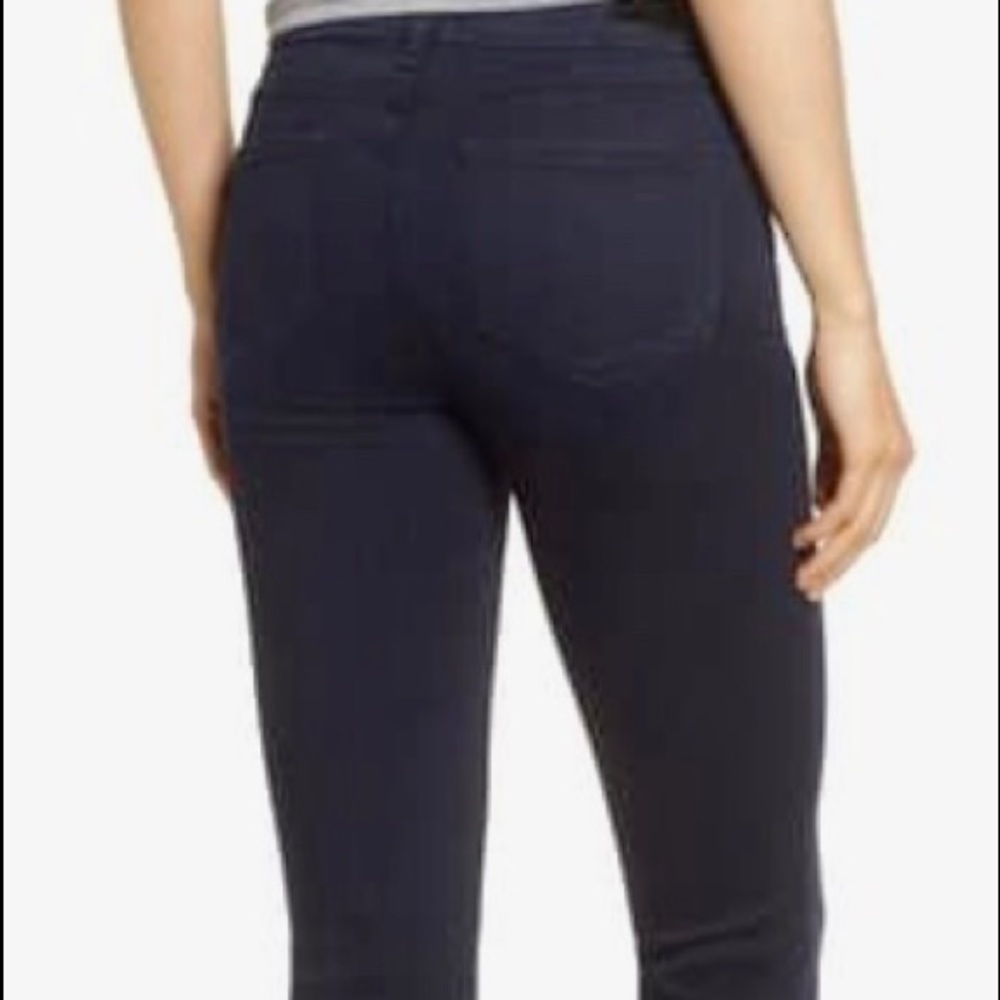 PAIGE Manhattan Bootcut Jeans